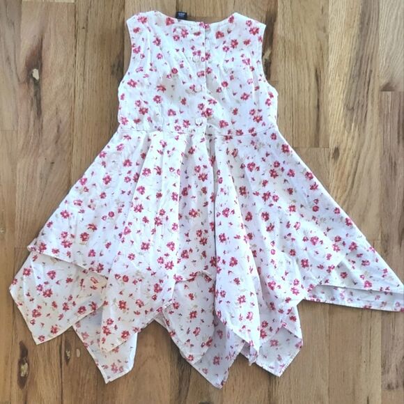 Gap Kids Handkerchief Hem Floral Dress - Picture 9 of 10
